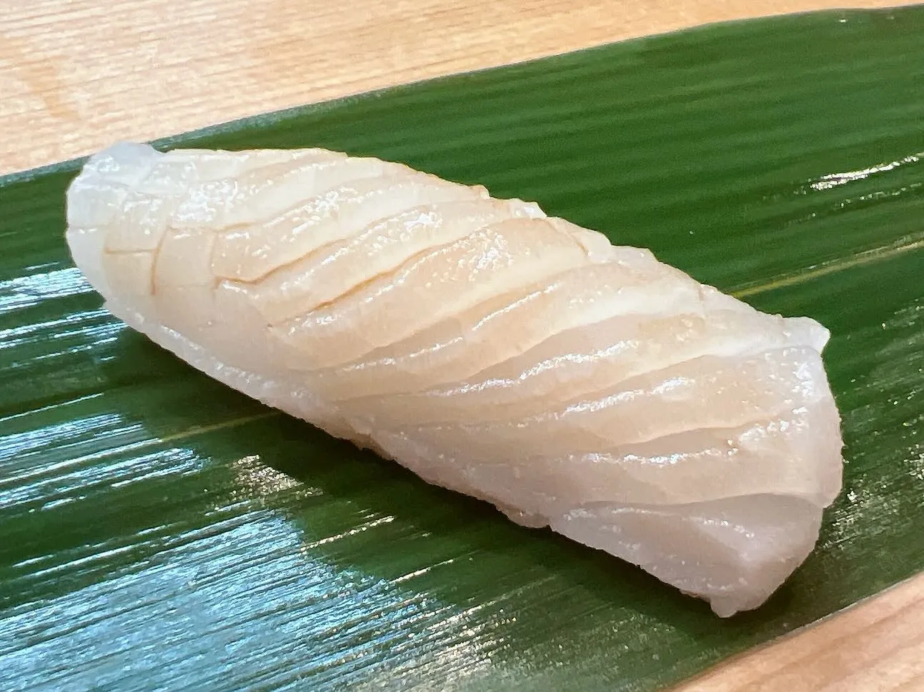 “浦さわら” ！兵庫県明石浦漁協で一本釣りで水揚げされた、脂...